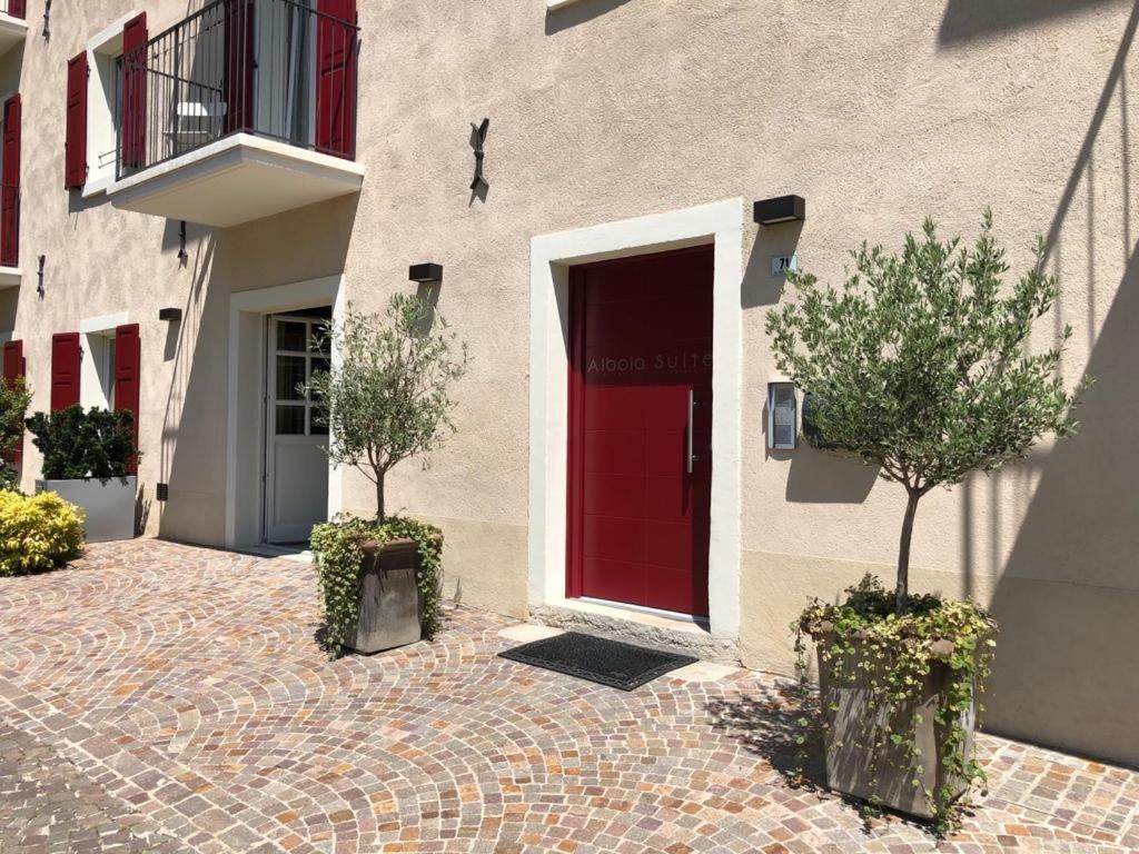 Albola Suite Holiday Apartments Riva del Garda Luaran gambar