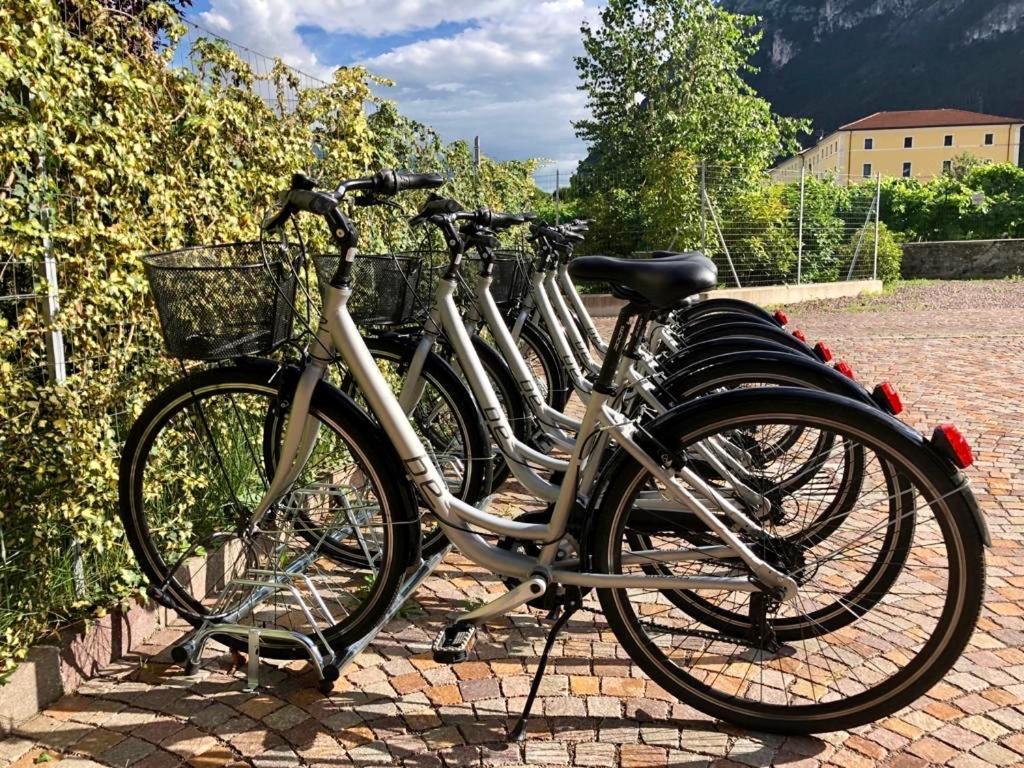 Albola Suite Holiday Apartments Riva del Garda Luaran gambar