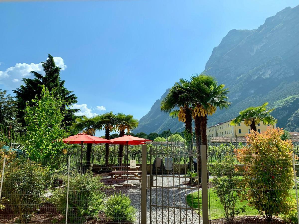 Albola Suite Holiday Apartments Riva del Garda Luaran gambar