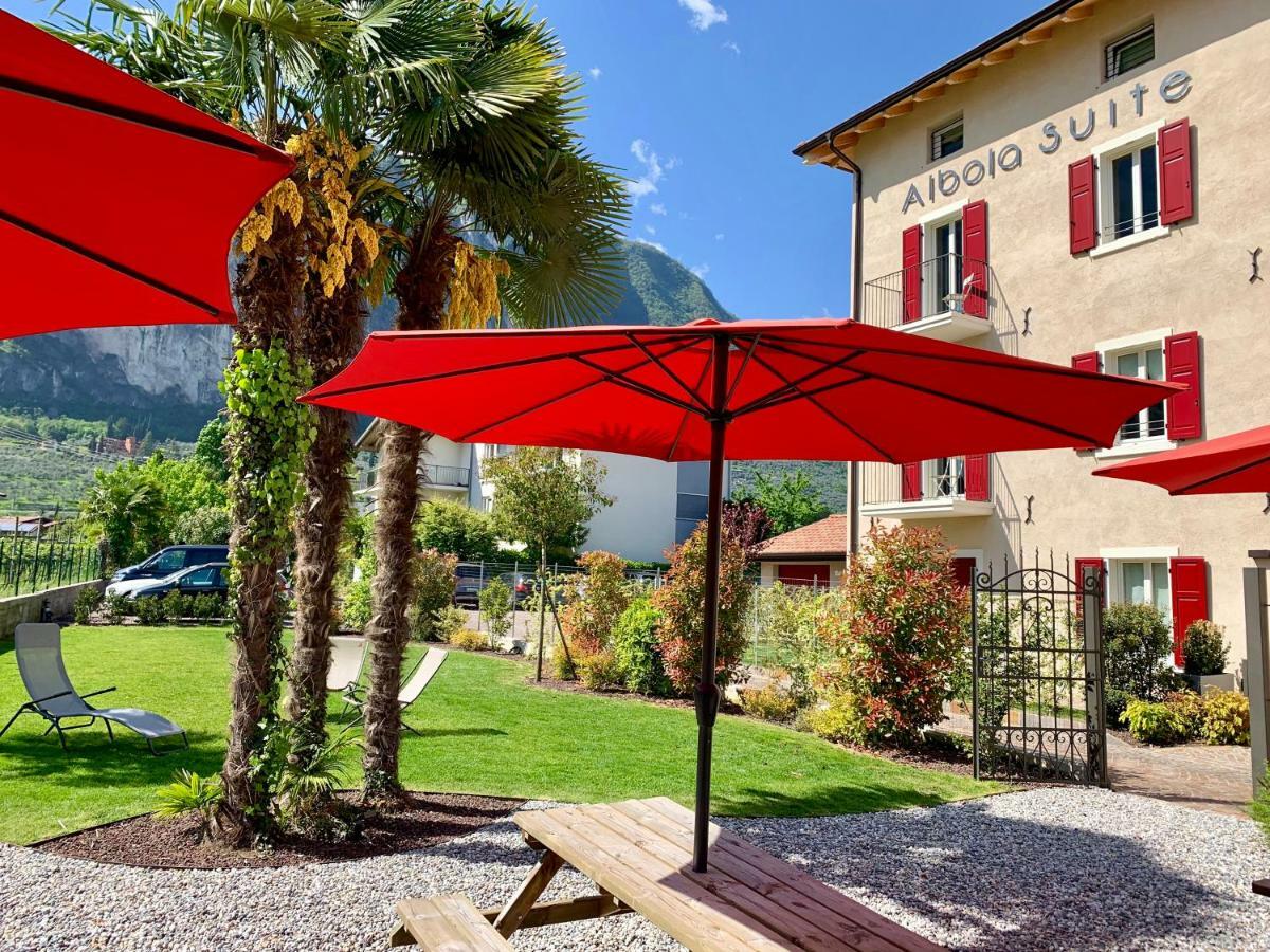 Albola Suite Holiday Apartments Riva del Garda Luaran gambar
